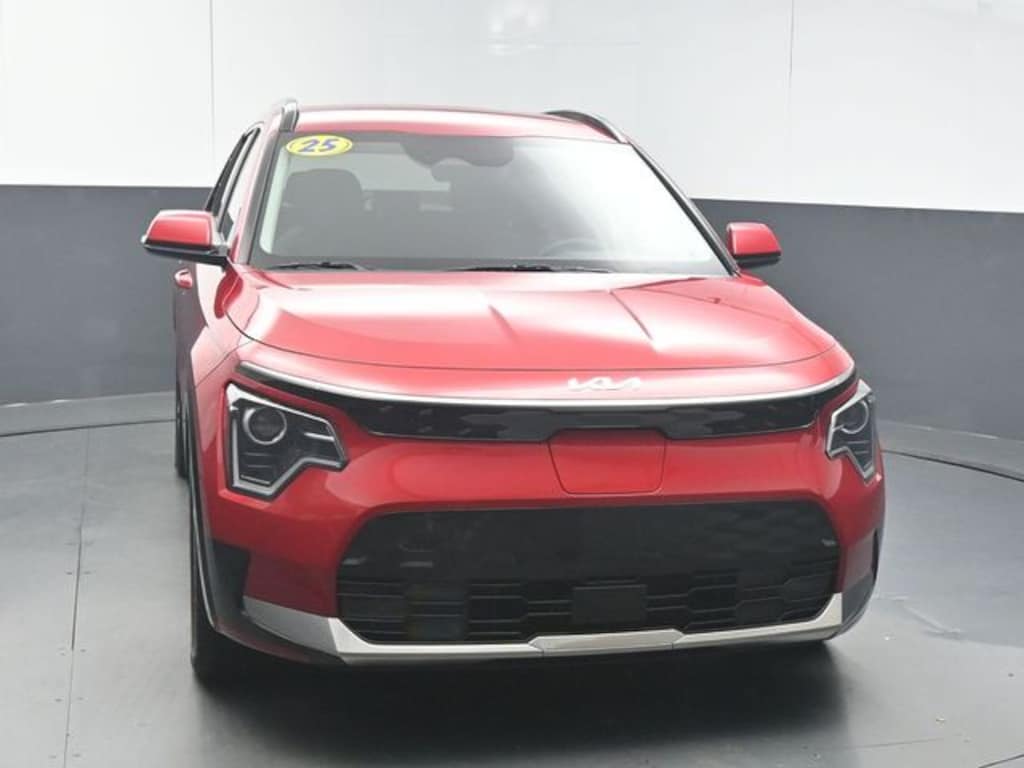 Used 2025 Kia Niro EV Wind SUV