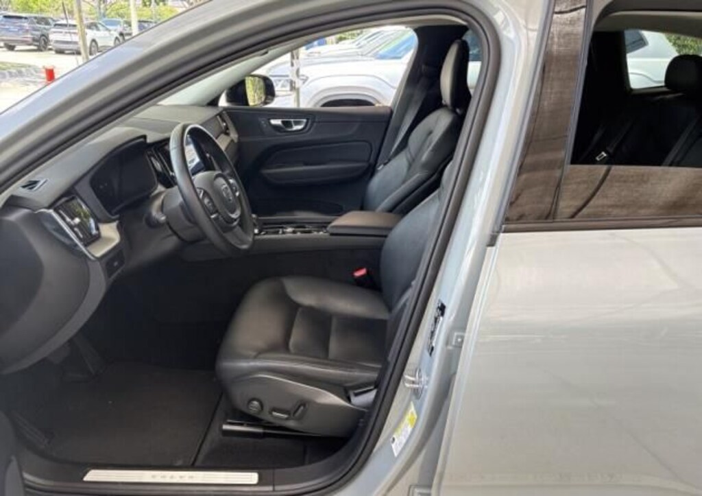 Used 2024 Volvo XC60 B5 Core Dark SUV