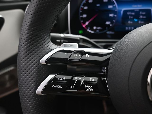2025 Mercedes-Benz C-Class Sedan C 300 - Photo 15