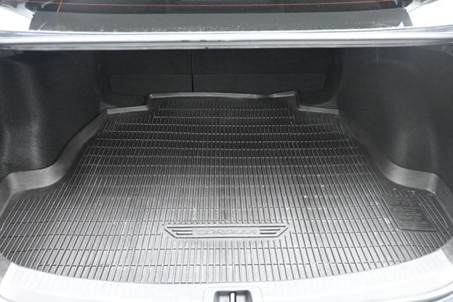2023 Toyota Corolla SE - Photo 31