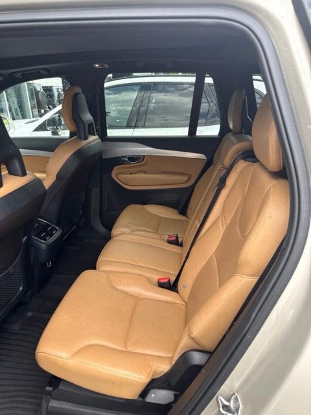 Used 2017 Volvo XC90 T6 AWD Momentum SUV