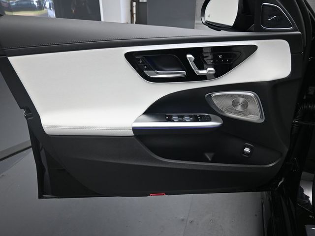 2025 Mercedes-Benz C-Class Sedan C 300 - Photo 20