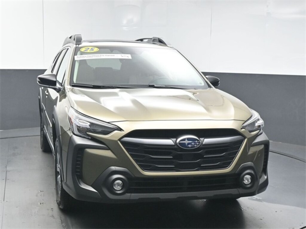 Used 2025 Subaru Outback Premium SUV