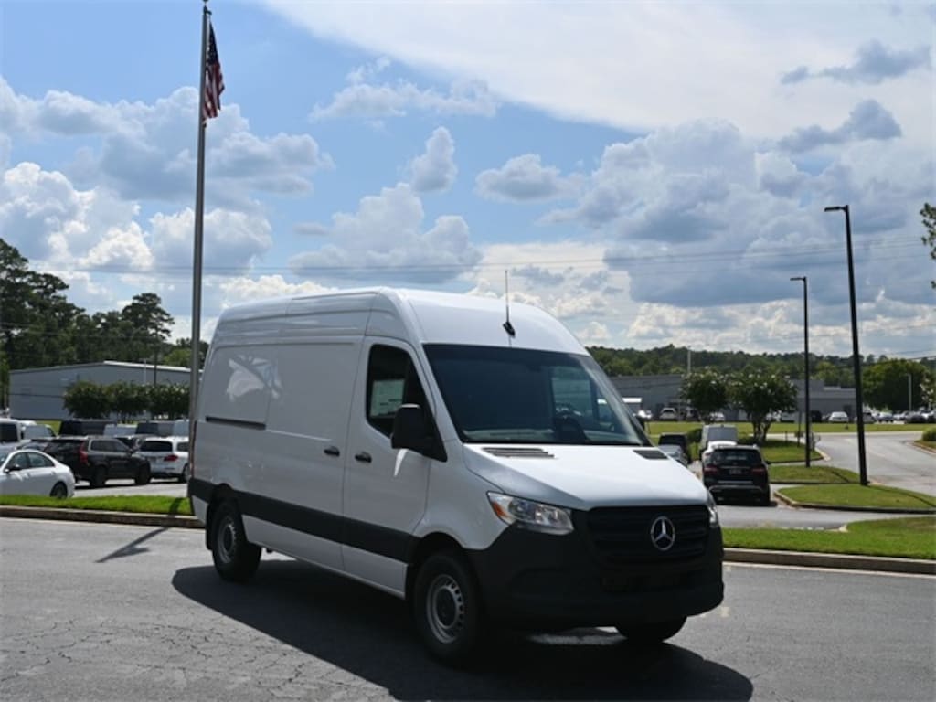 New 2025 Mercedes-Benz Sprinter 2500 Standard Roof 4-Cyl Diesel Van Cargo Van