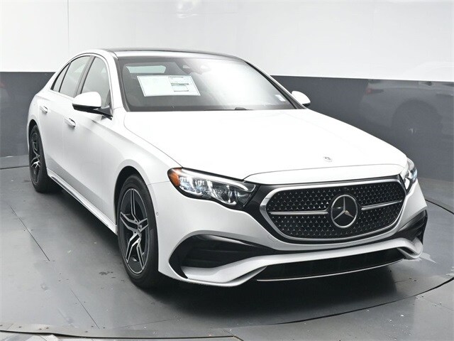 2025 Mercedes Benz E 350 Sedan photo 2