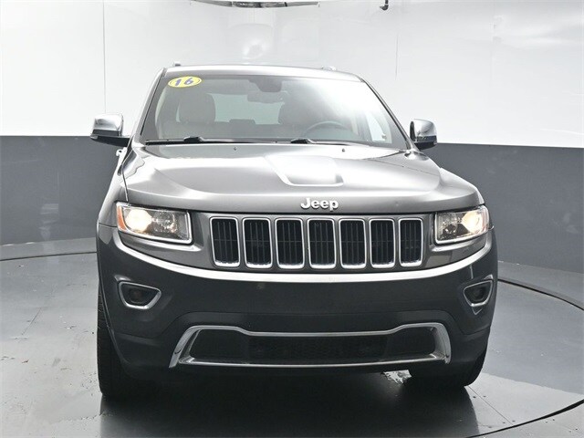 2016 Jeep Grand Cherokee Limited photo 2