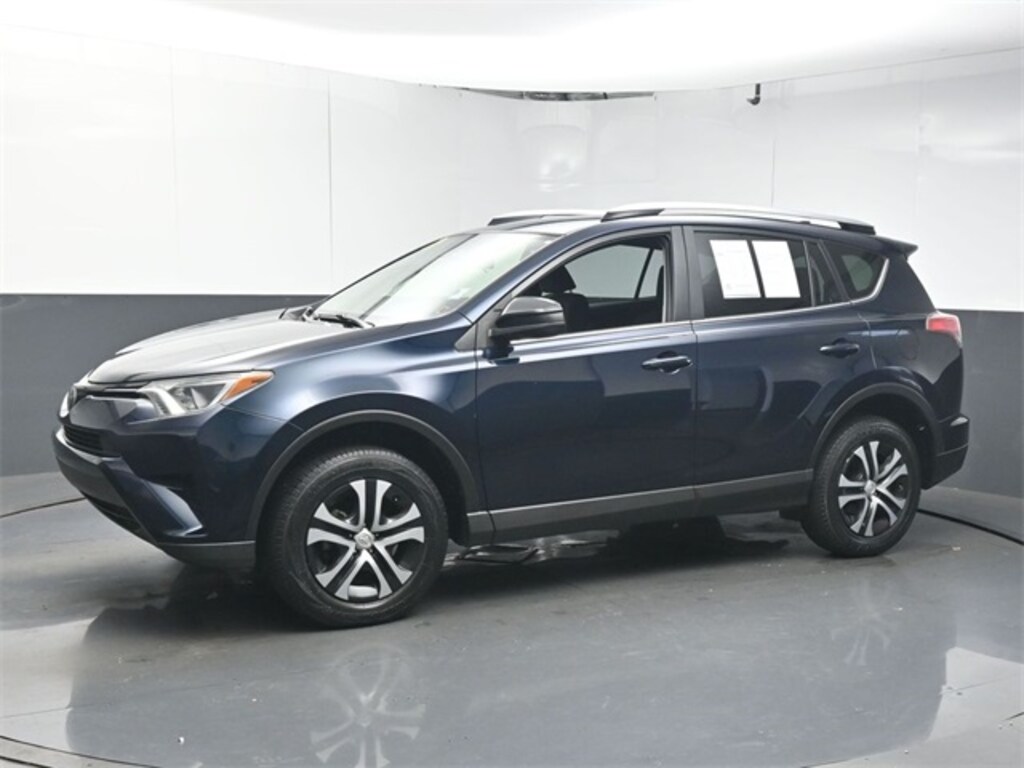 Used 2017 Toyota RAV4 LE SUV