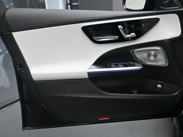 2025 Mercedes-Benz C-Class Sedan C 300 - Photo 21