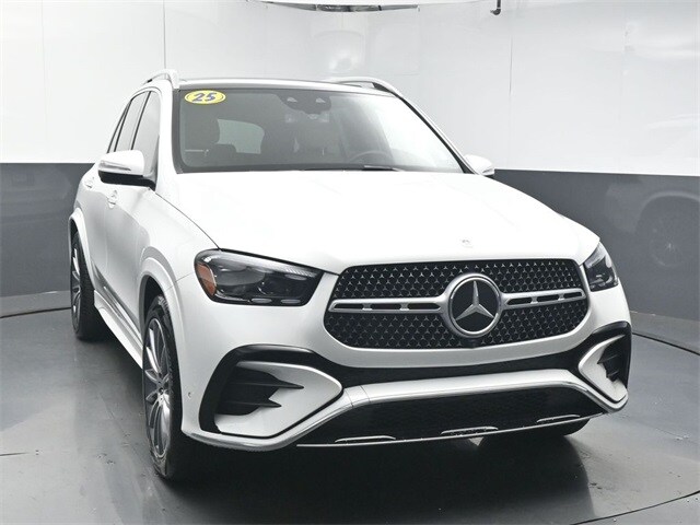 2025 Mercedes Benz GLE 350 4MATIC photo 2