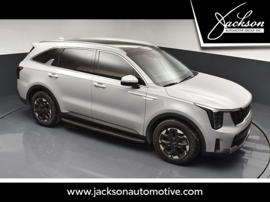 Used 2025 Kia Sorento S SUV