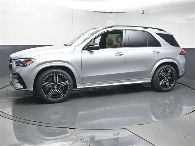 2026 Mercedes Benz GLE 450 4MATIC photo 2
