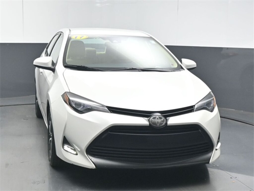 Used 2017 Toyota Corolla SE Sedan