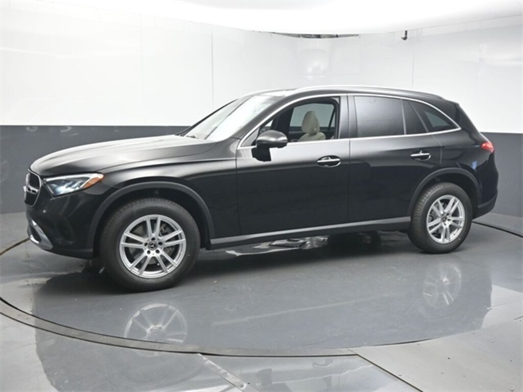 New 2026 Mercedes-Benz GLC 300 SUV