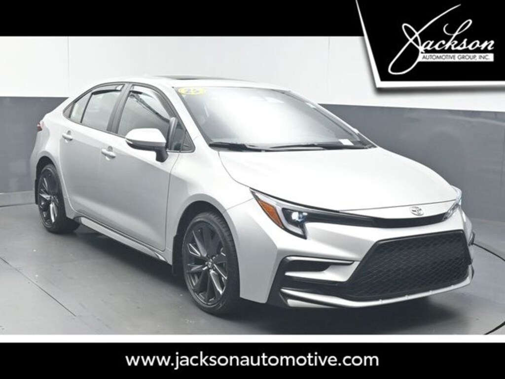 Used 2025 Toyota Corolla XSE Sedan