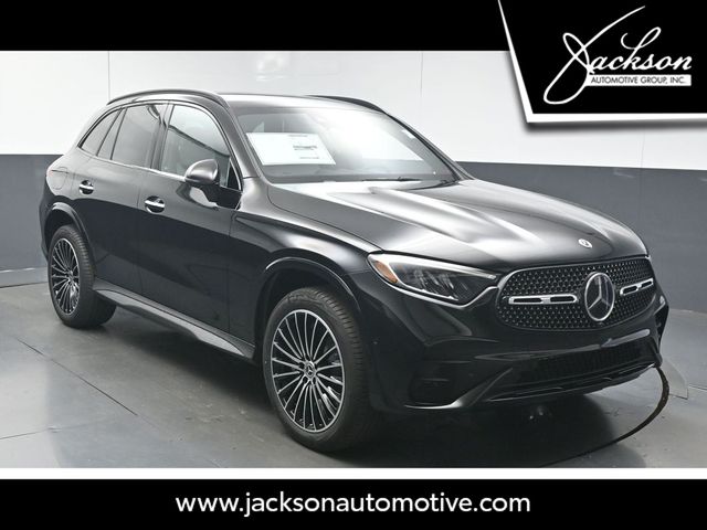 2026 Mercedes-Benz GLC GLC 300's photo