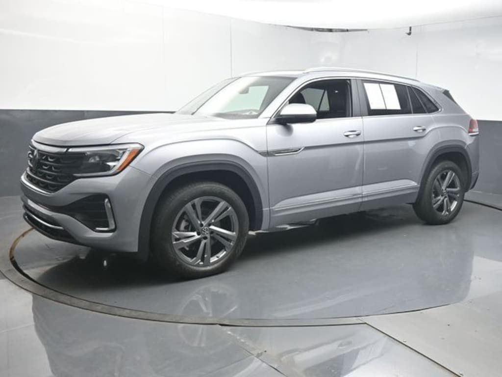Used 2024 Volkswagen Atlas Cross Sport 2.0T SEL R-Line SUV