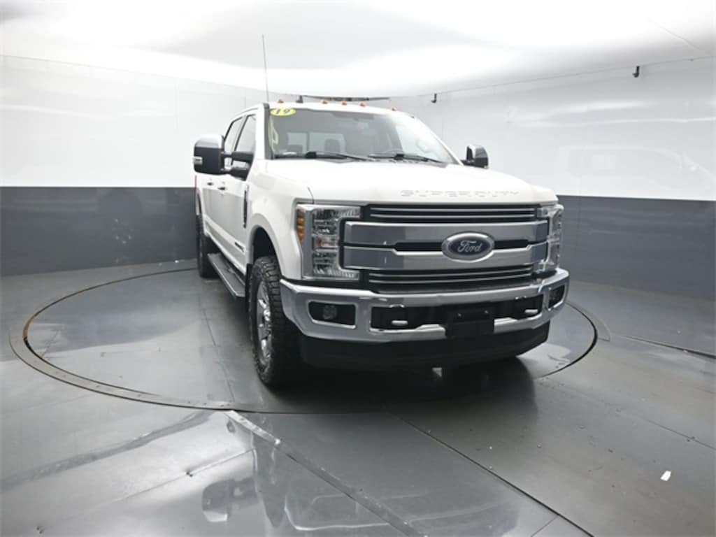 Used 2019 Ford F-250  Truck Crew Cab