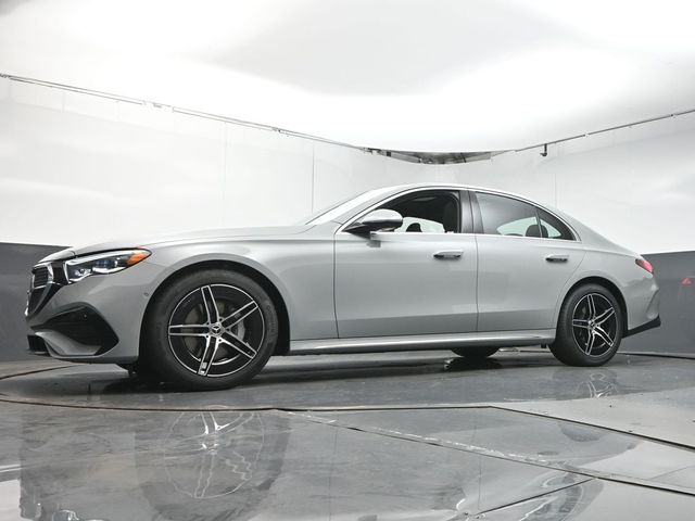 2026 Mercedes-Benz E-Class E350 - Photo 36