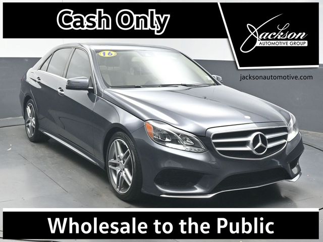 2016 Mercedes-Benz E-Class's photo