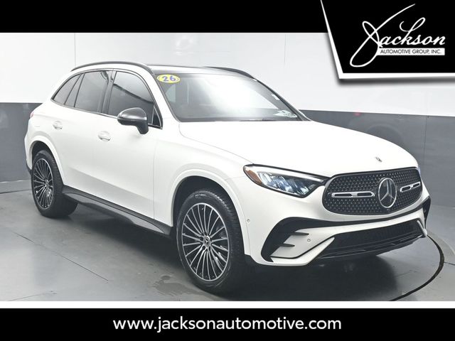 2026 Mercedes-Benz GLC GLC 300's photo