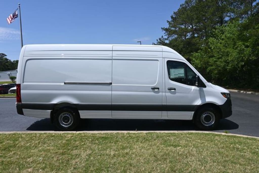 New 2026 Mercedes-Benz Sprinter 2500 High Roof 4-Cyl Diesel HO Van Cargo Van
