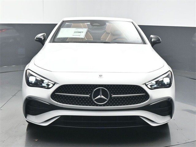 2026 Mercedes Benz CLE 450 4MATIC photo 3