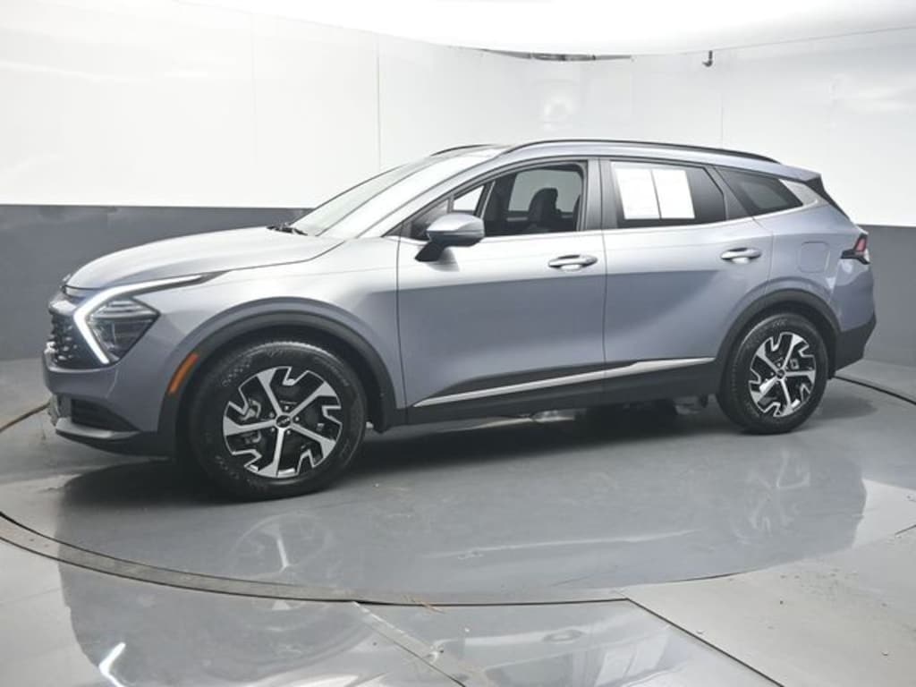 Used 2025 Kia Sportage EX SUV