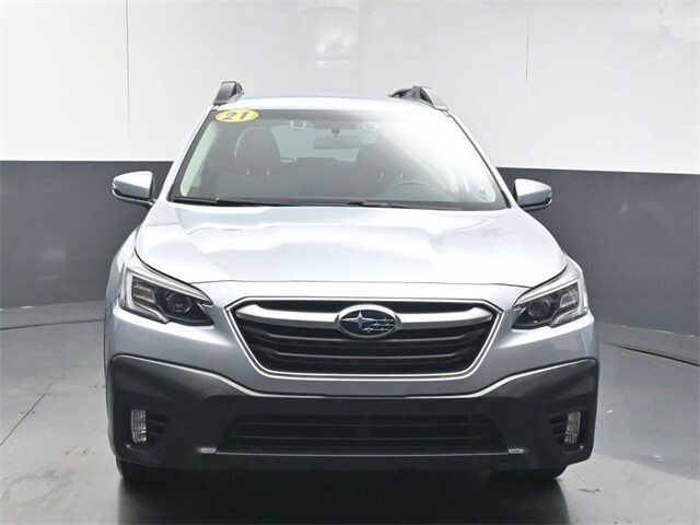 2021 Subaru Outback Premium photo 3