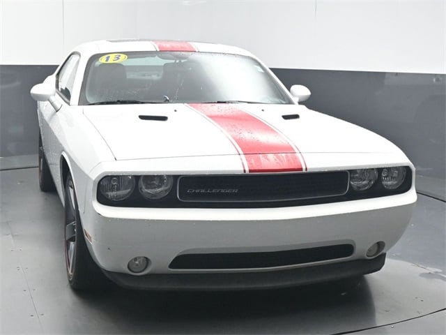Used 2013 Dodge Challenger SXT with VIN 2C3CDYAG8DH579093 for sale in Macon, GA