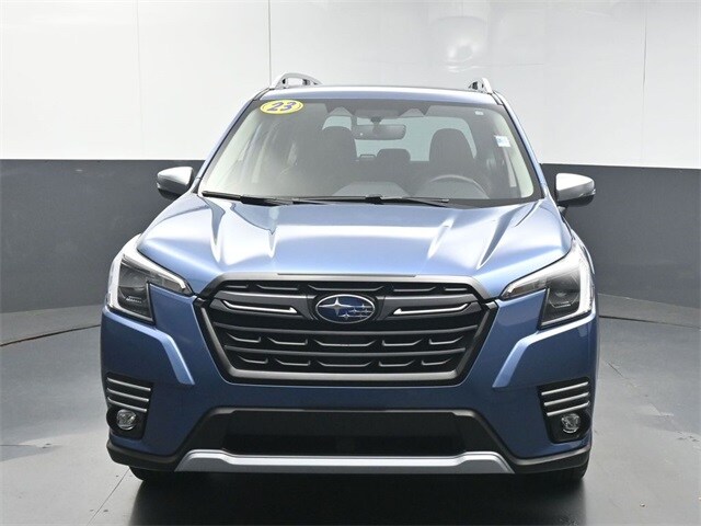 2023 Subaru Forester Touring photo 3