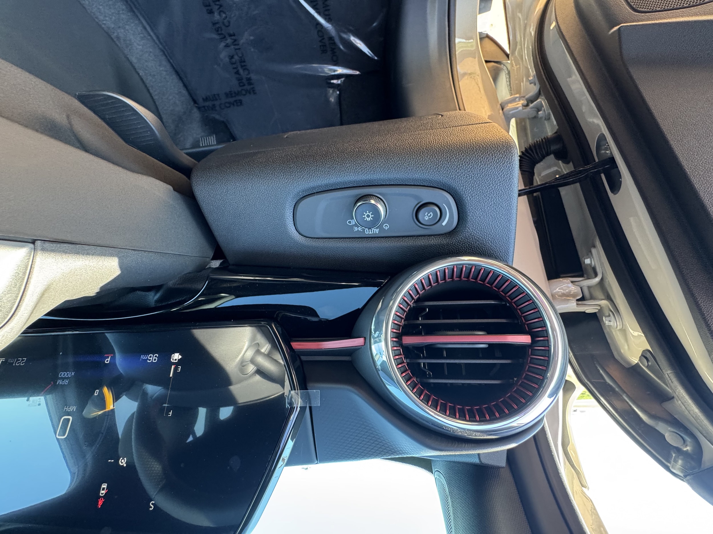 2026 Chevrolet Trax RS - Photo 17