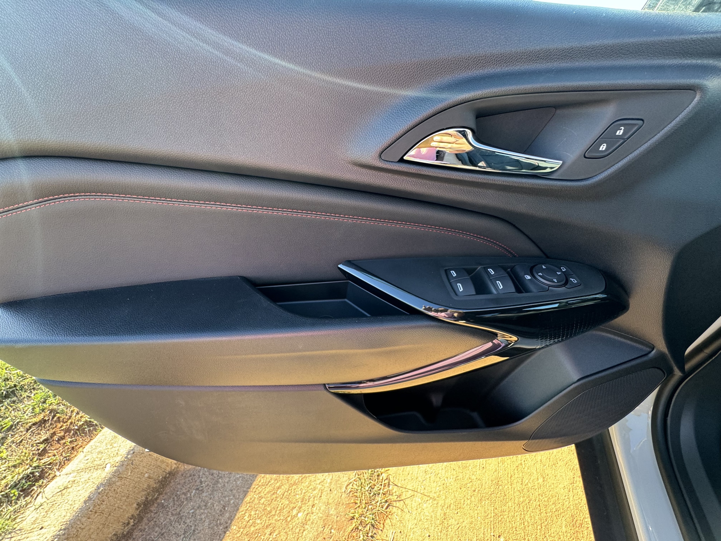 2026 Chevrolet Trax RS - Photo 12