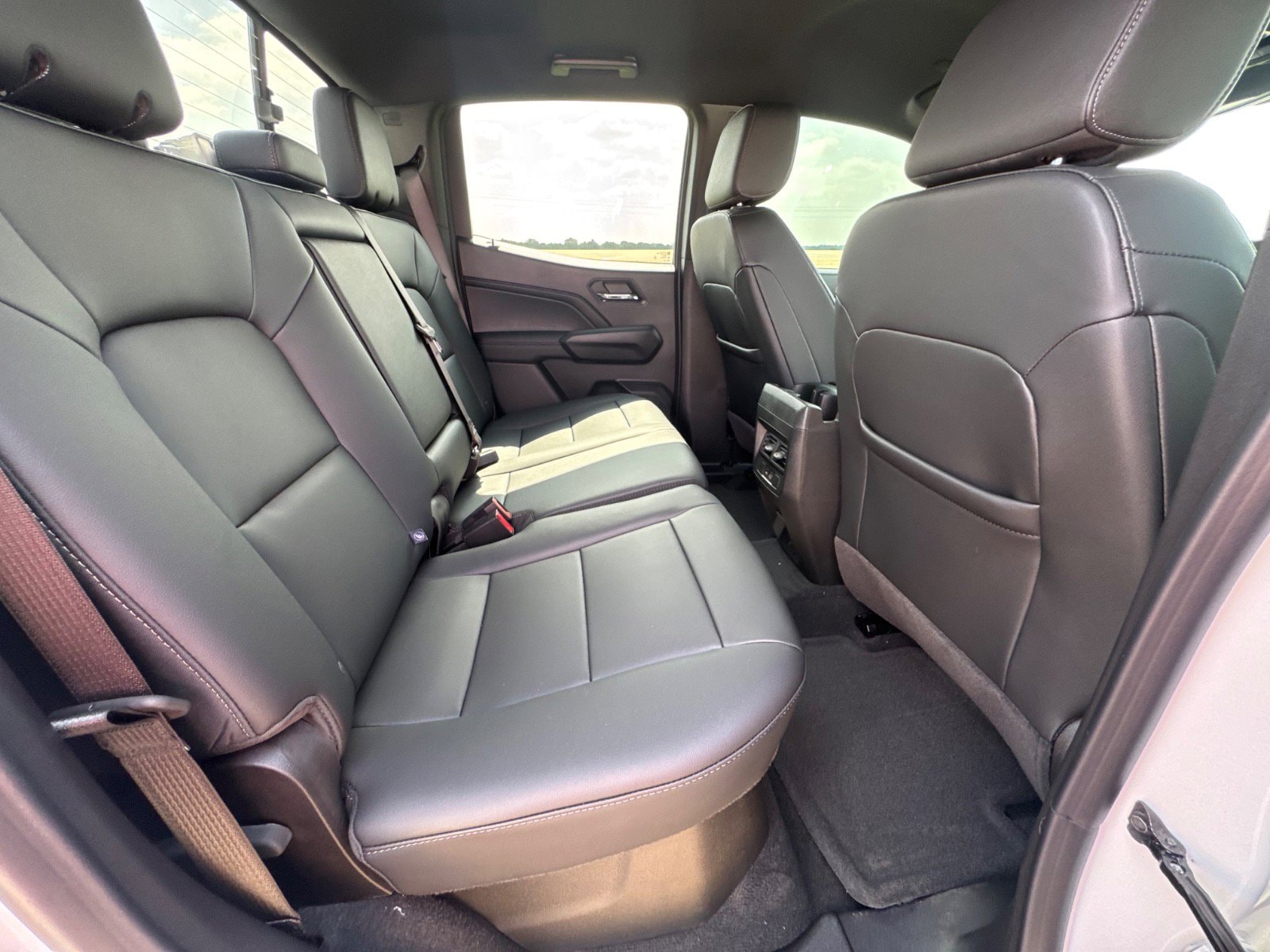 2026 Chevrolet Colorado LT - Photo 16