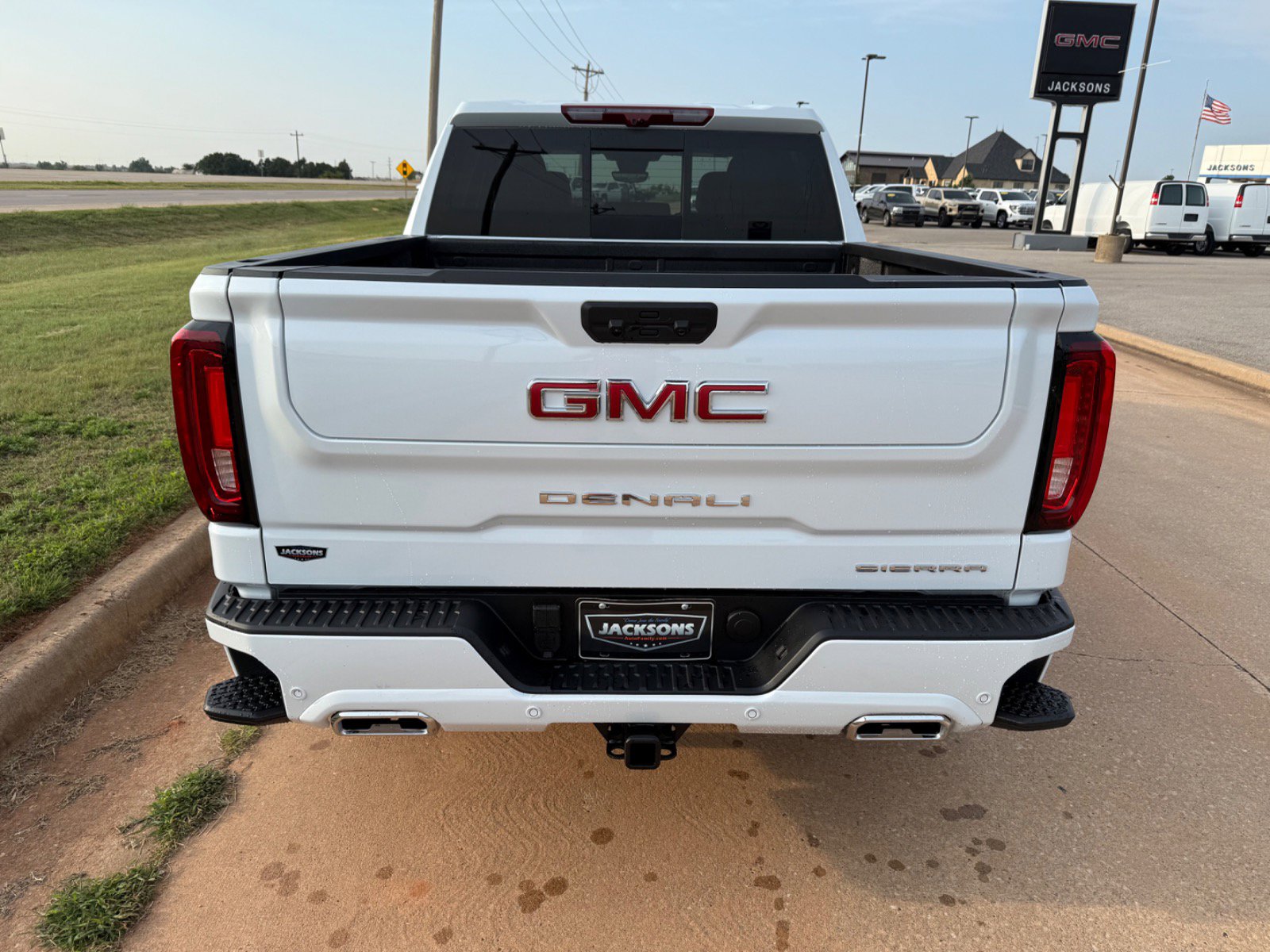 2026 Gmc Sierra 1500 Denali photo 4