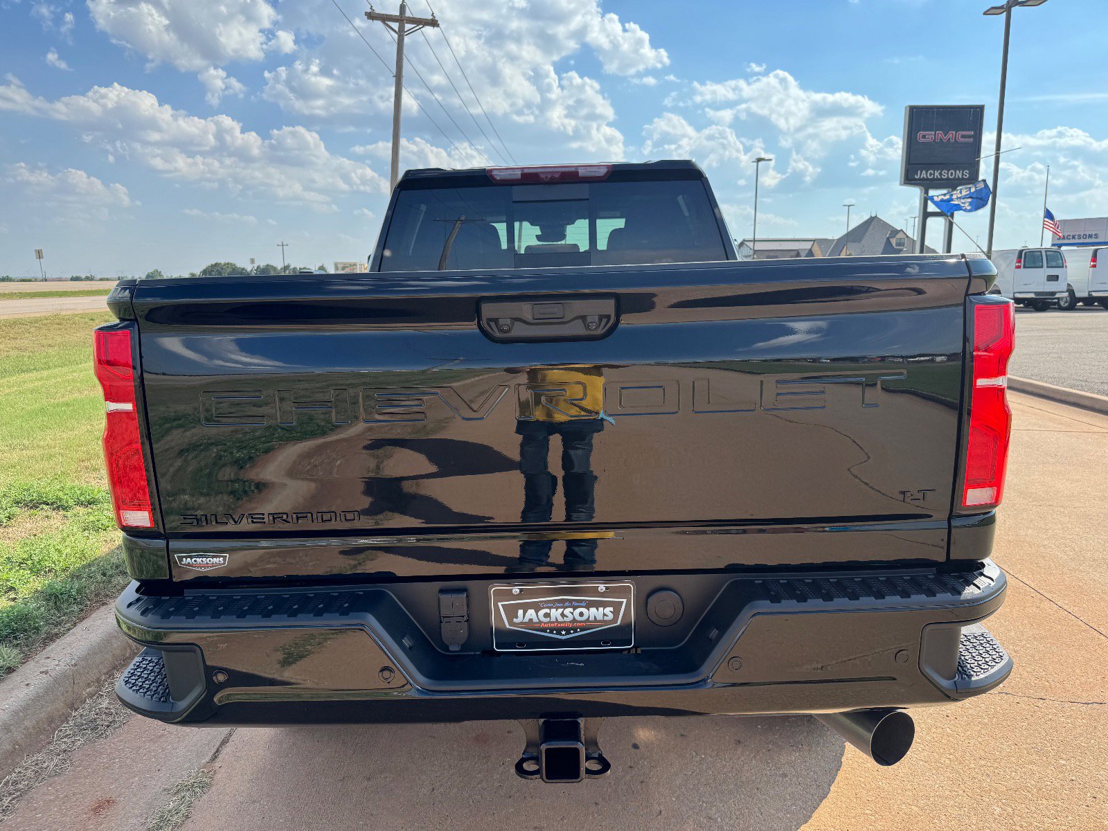 2026 Chevrolet Silverado 2500HD LT photo 3