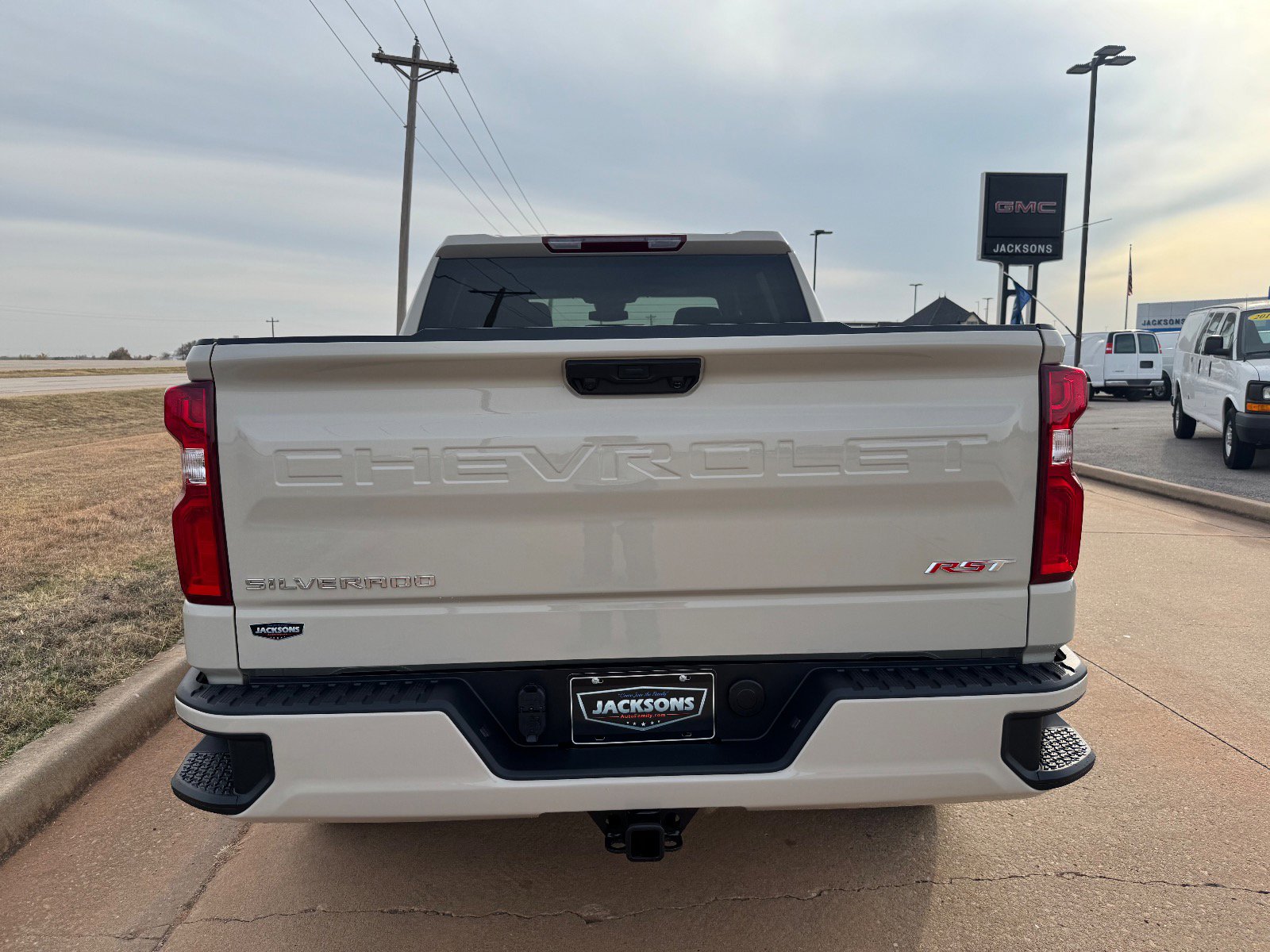 2026 Chevrolet Silverado 1500 RST photo 3