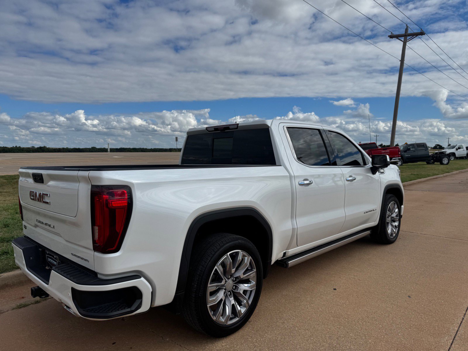 2023 Gmc Sierra 1500 Denali photo 3