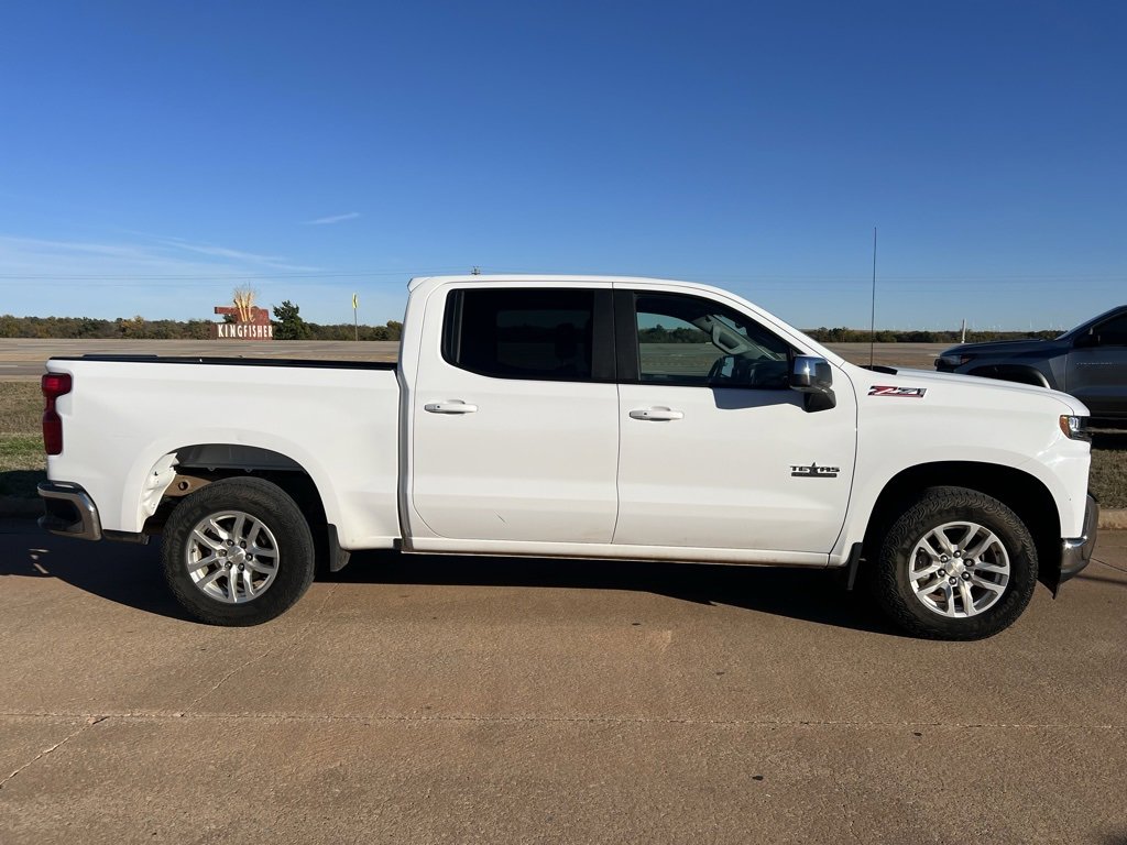 Used 2019 Chevrolet Silverado 1500 LT with VIN 3GCUYDED5KG173590 for sale in Kingfisher, OK