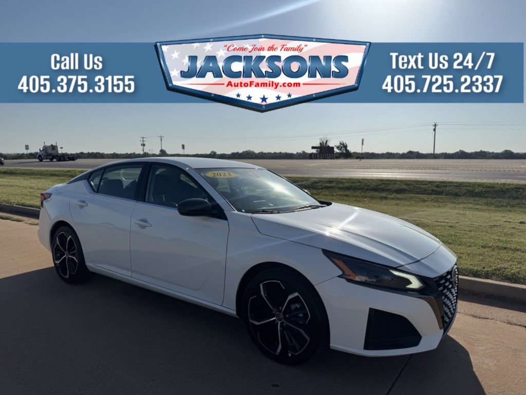 Used 2023 Nissan Altima 2.5 SR Sedan