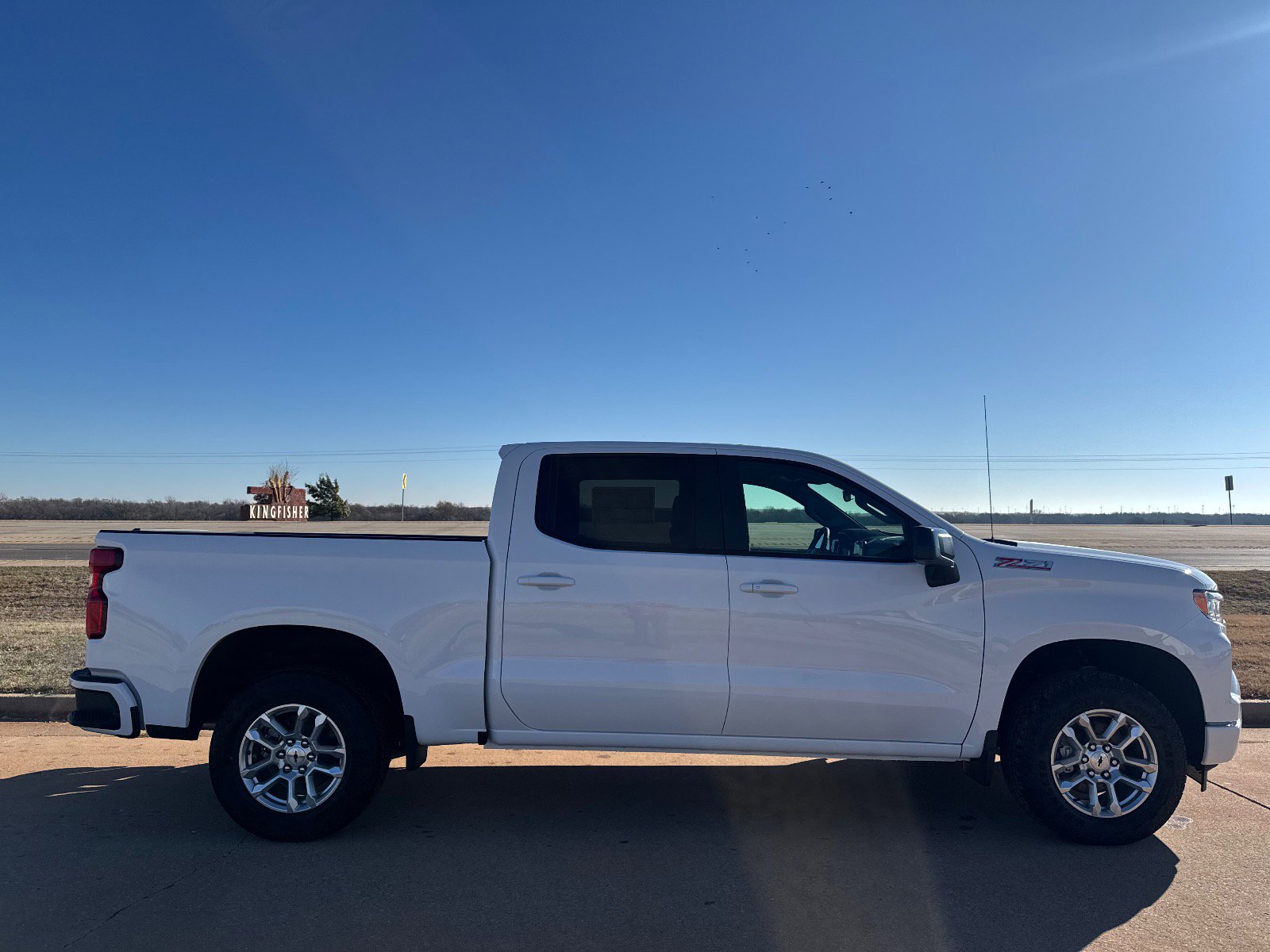 2026 Chevrolet Silverado 1500 RST photo 2