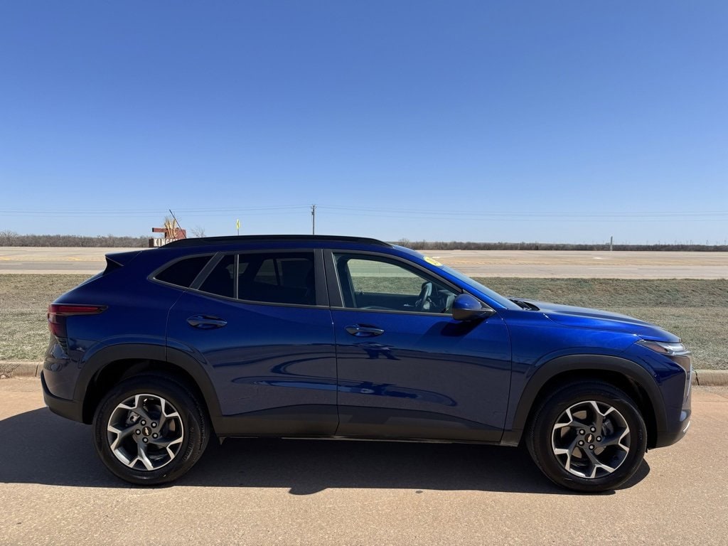 Used 2024 Chevrolet Trax LT with VIN KL77LHE26RC224851 for sale in Kingfisher, OK