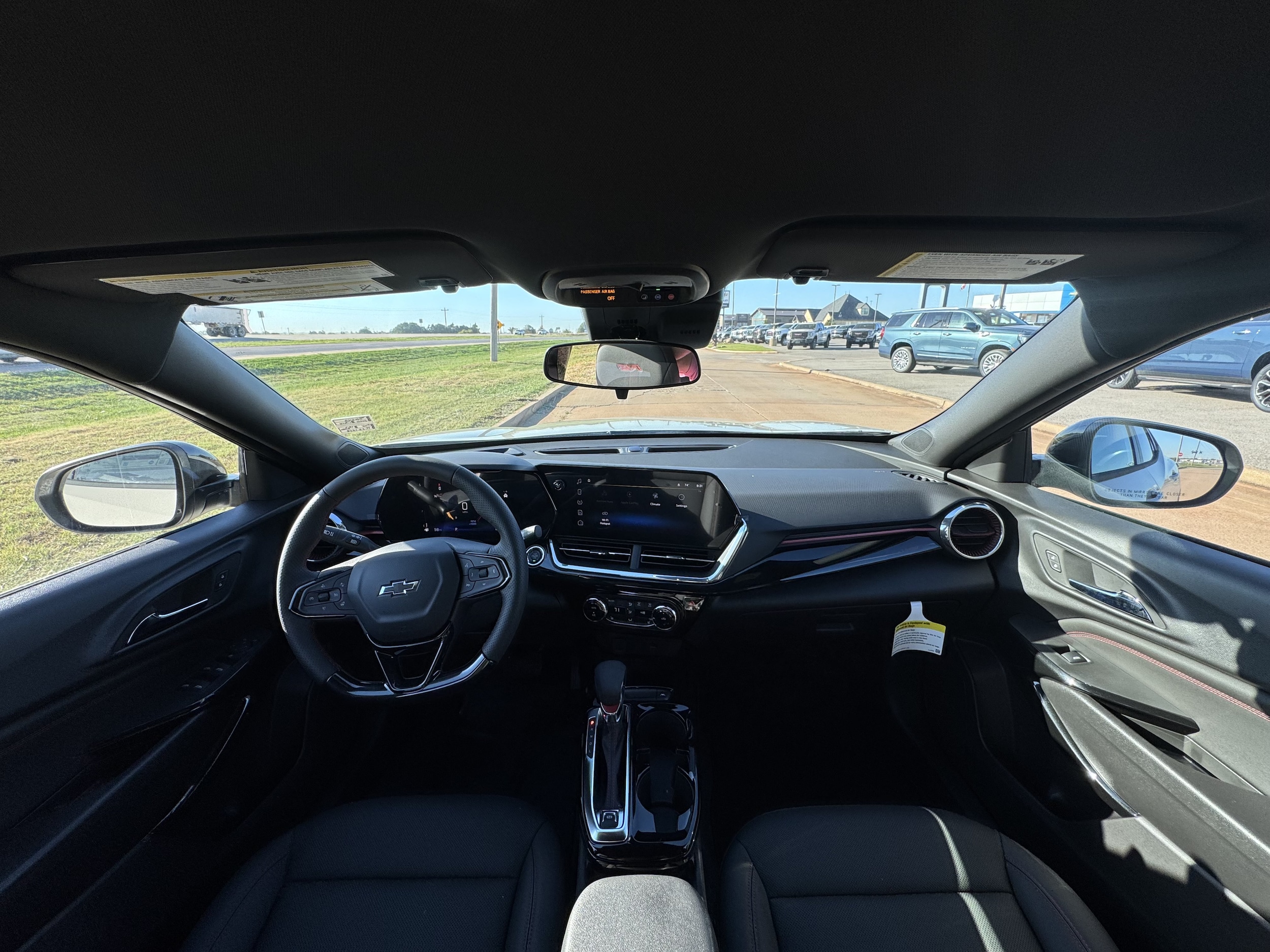 2026 Chevrolet Trax RS - Photo 14