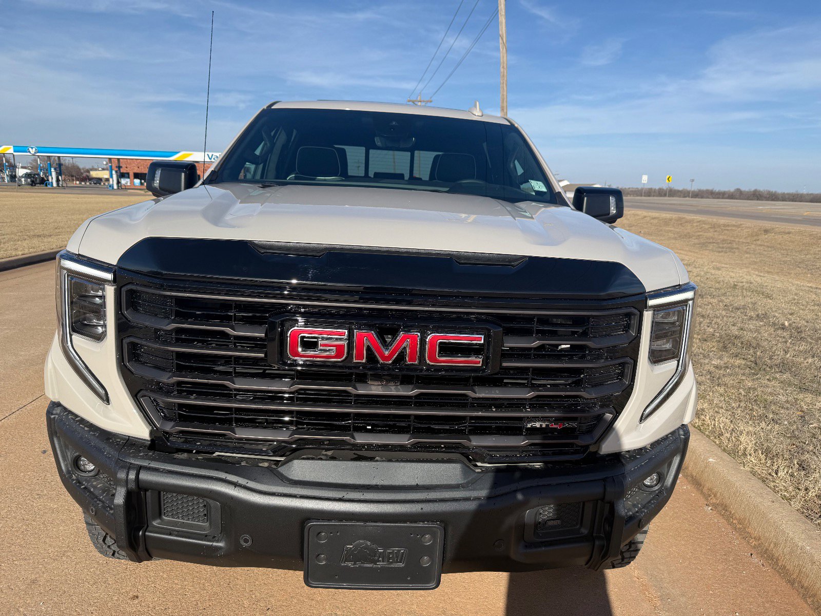 2026 GMC Sierra 1500 AT4X - Photo 8