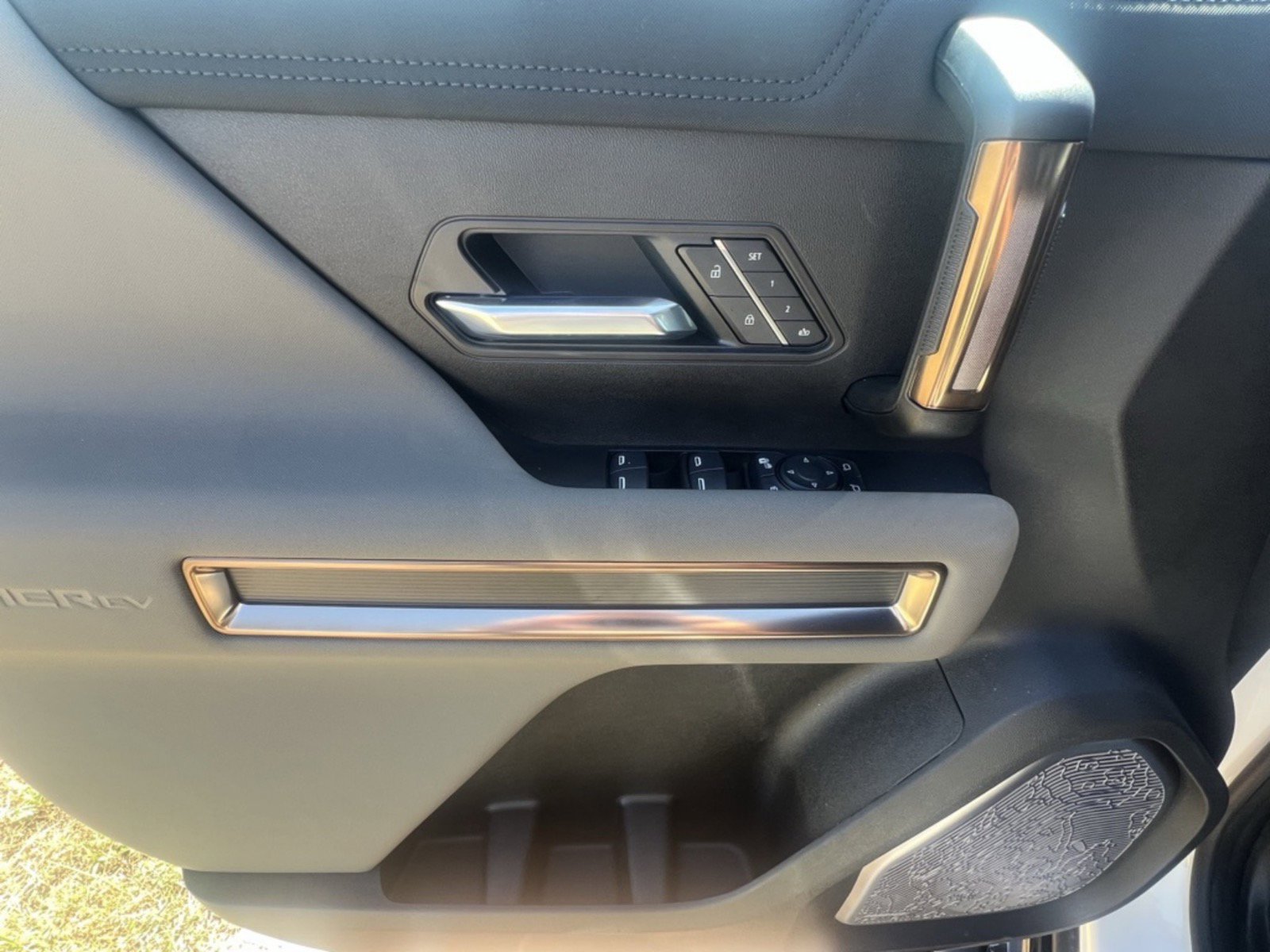 2025 GMC HUMMER EV 3X - Photo 12