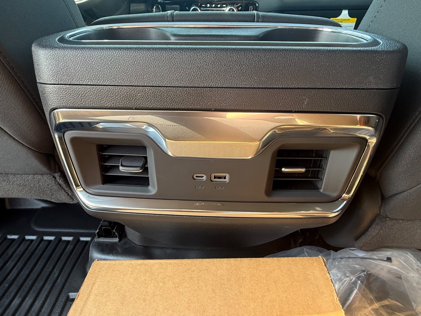 2026 GMC Sierra 3500 Chassis Cab SLE - Photo 14