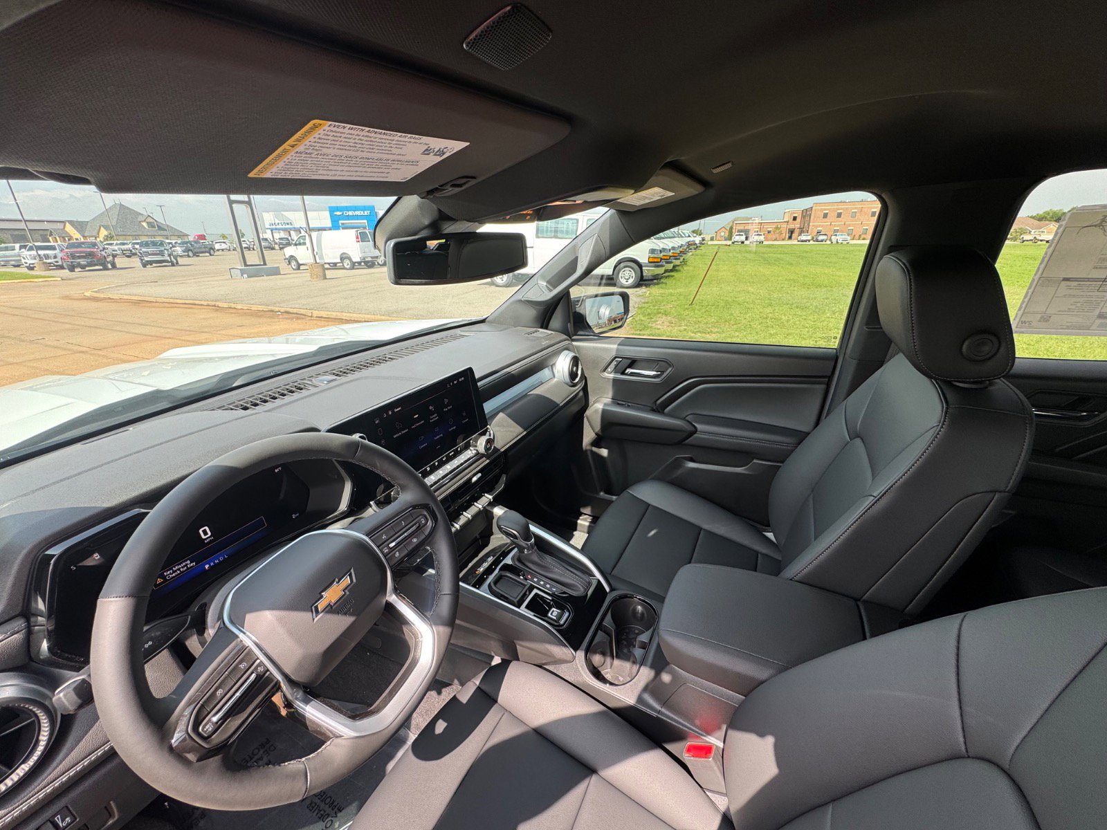 2026 Chevrolet Colorado LT - Photo 11