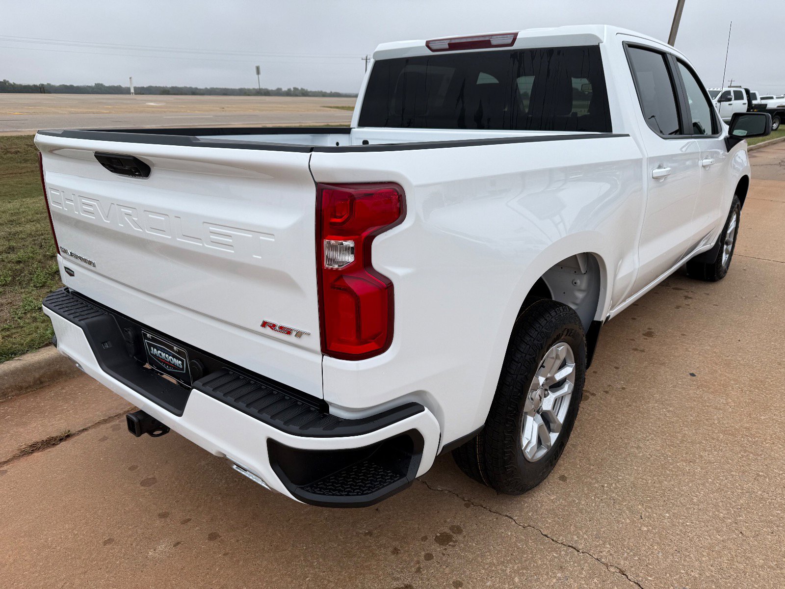 2026 Chevrolet Silverado 1500 RST photo 2