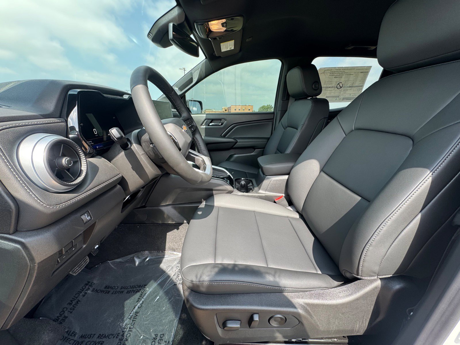 2026 Chevrolet Colorado LT - Photo 9