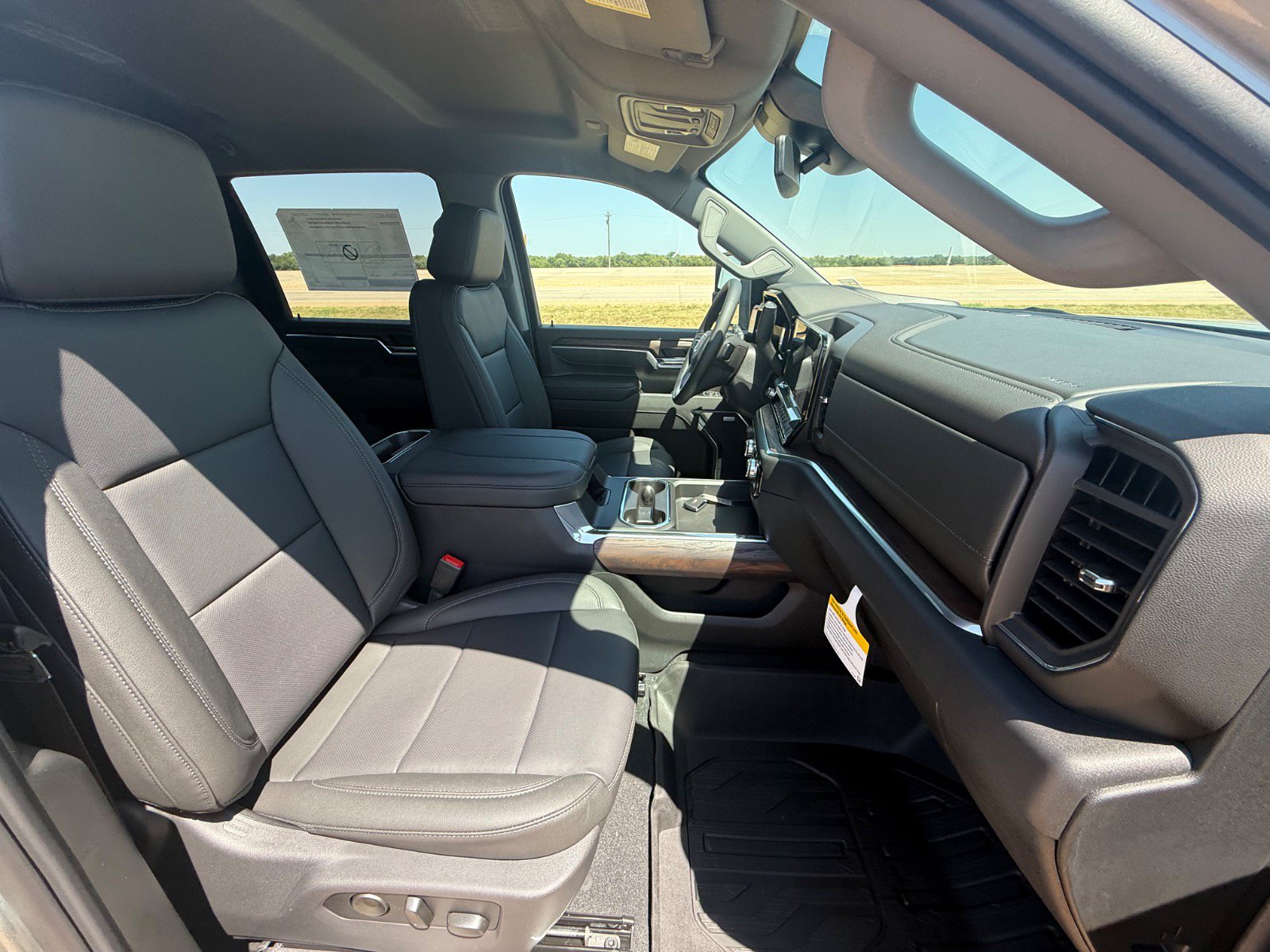 2026 GMC Sierra 3500HD SLT - Photo 17