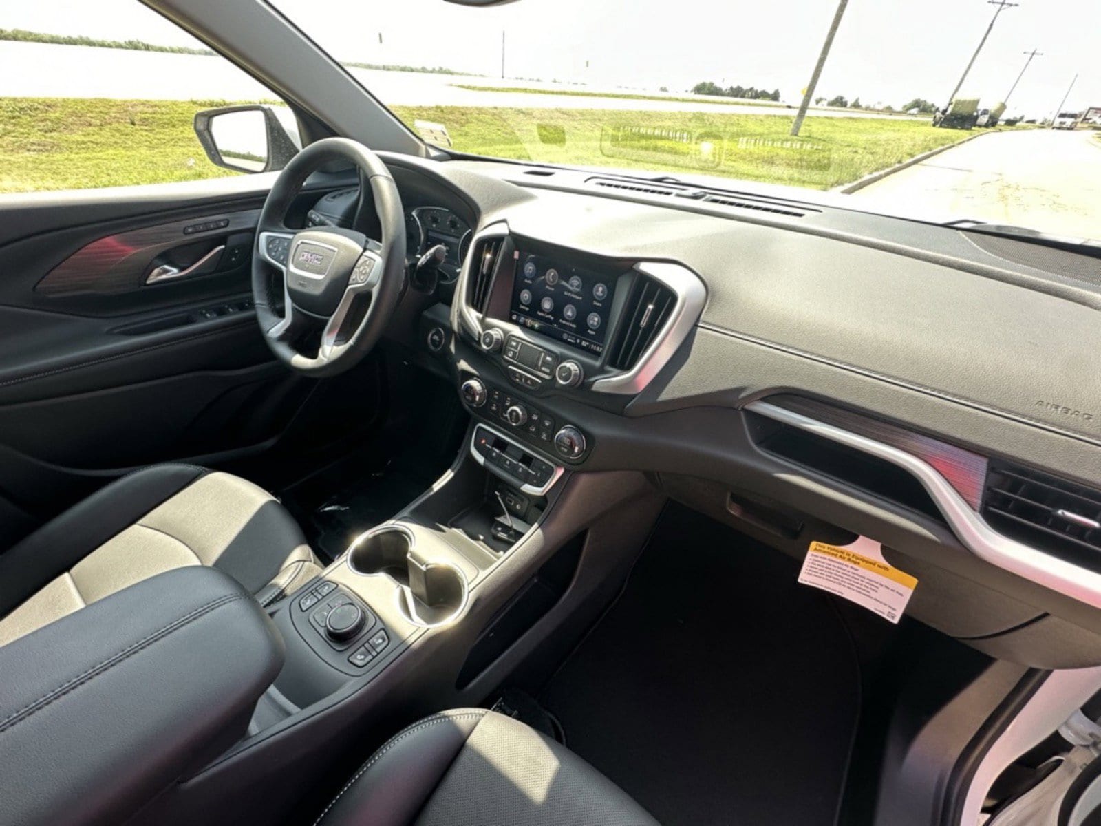 2024 GMC Terrain SLT - Photo 20